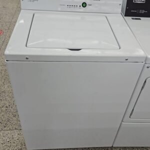 Whirlpool Like New Top Load Washer