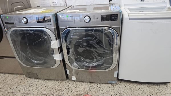 New Front Load Jumbo Washer Dryer Set