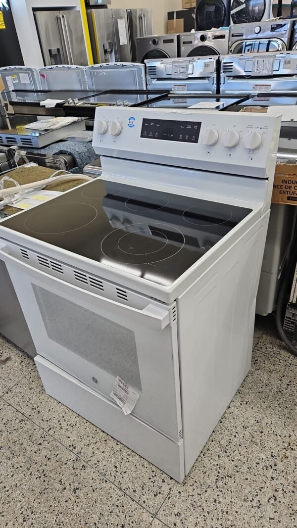 GE New 500 Series GRF500PVWW 30 Inch Electric Range - Image 2