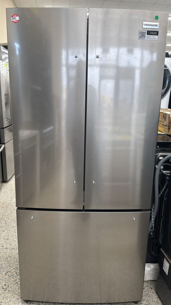 Frigidaire FRFG1723AV 17.6 Cu. Ft. Counter-Depth French Door Refrigerator - Image 4