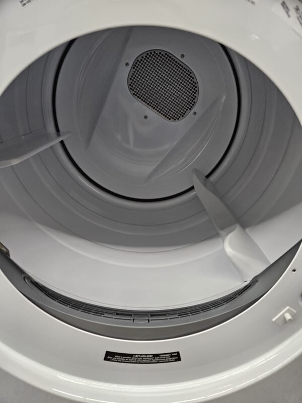Electrolux ELFG7626BW0 – 8.0 Cu. Ft. Front Load Gas Dryer - Image 3