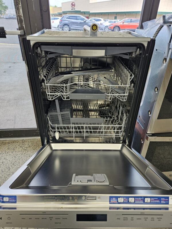 Bosch 800 Series SHX78B75UC 24 Inch Built-In Smart Dishwasher - Image 2