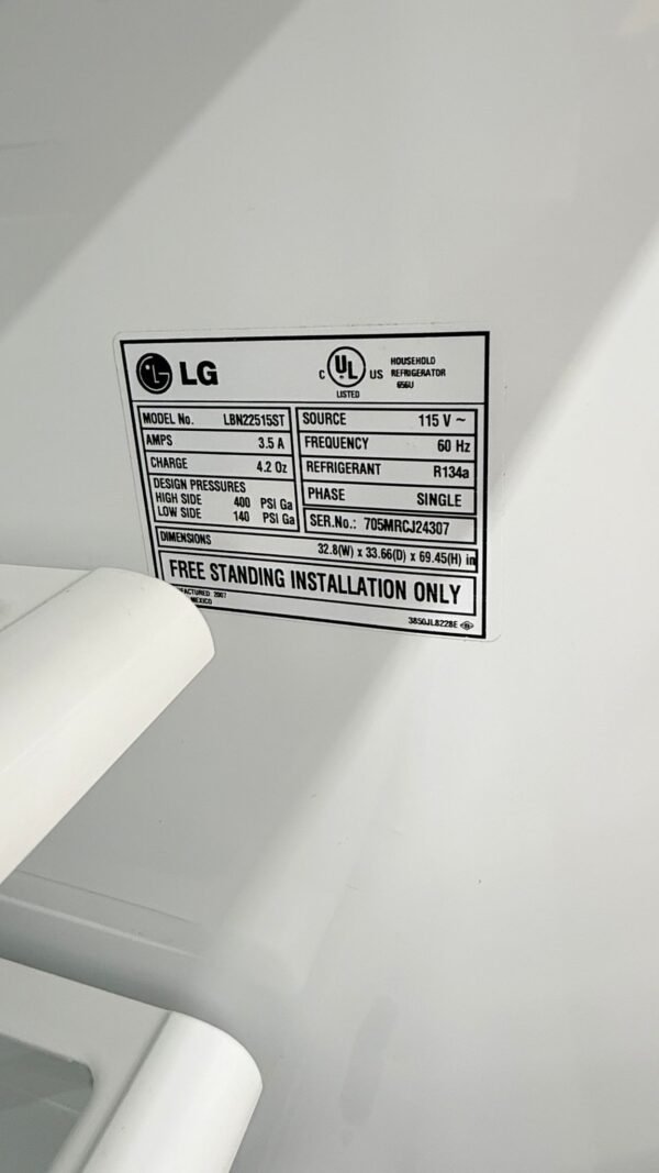 LG LBN22515ST 22 cu. ft. Bottom Freezer Refrigerator - Image 4