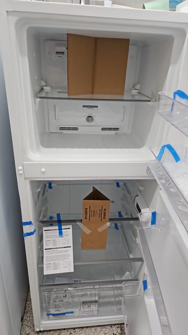 Whirlpool WRT112CZJW 24 Inch Counter-Depth Top Freezer Refrigerator - Image 3