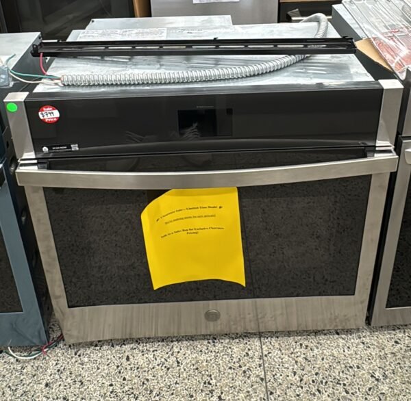 GE 30" NEW ELECTRIC SINGLE WALL OVEN - STAINLESS