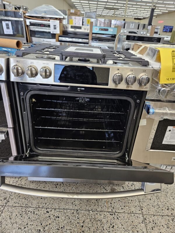GE New P2S930YPFS 30 Inch Dual Fuel Smart Range - Image 3