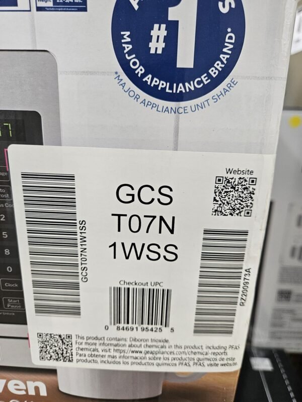 GE New GCST07N1WSS 0.7 Cu. Ft. Countertop Microwave - Image 3
