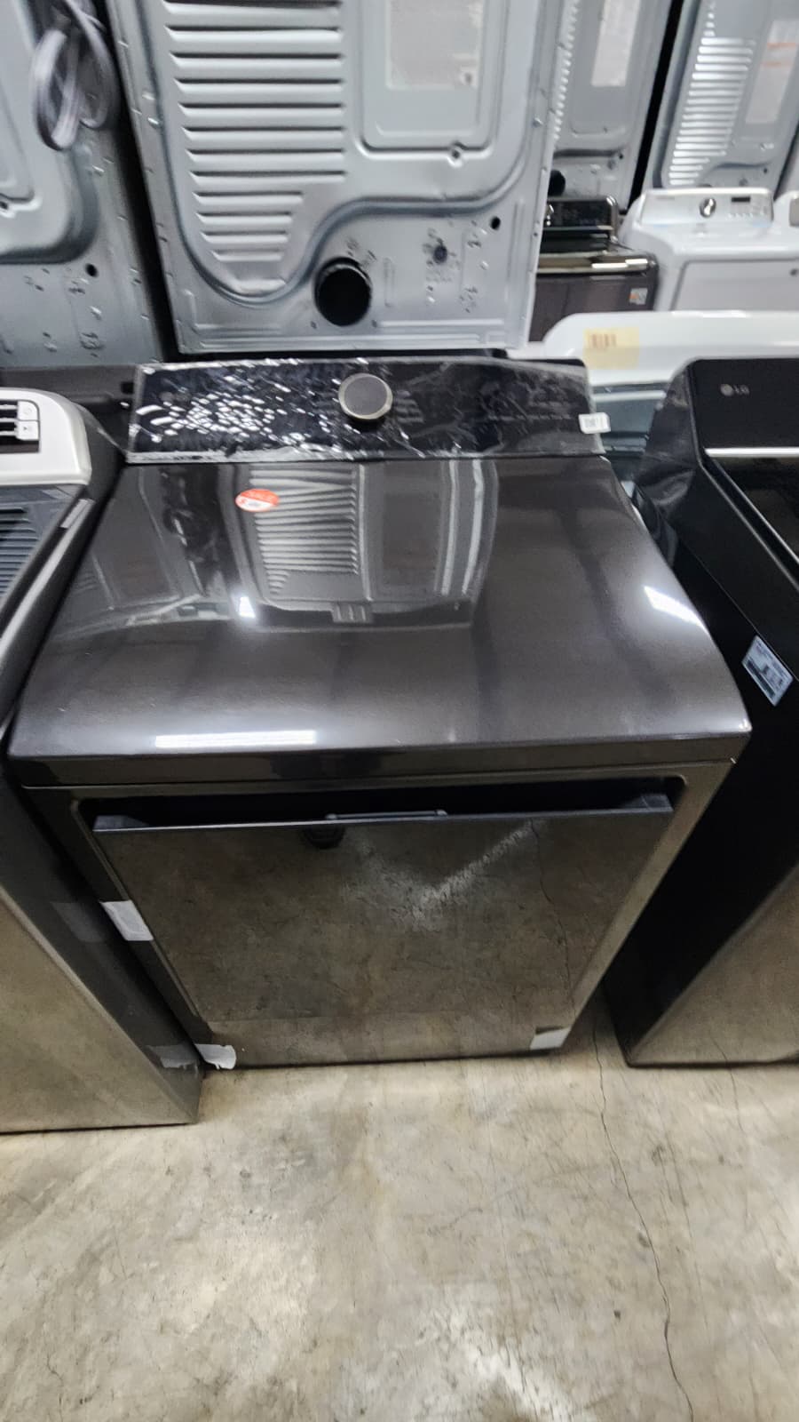 LG WT8480CL DLE8480LE High-Efficiency Laundry Pair- Black Stainless - Image 3