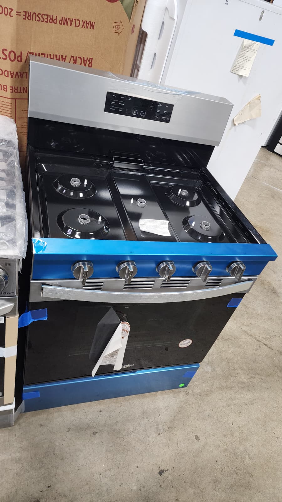 Whirlpool WFGS5030RZ Premium 5-Burner Air Fry Range- Stainless Steel - Image 2