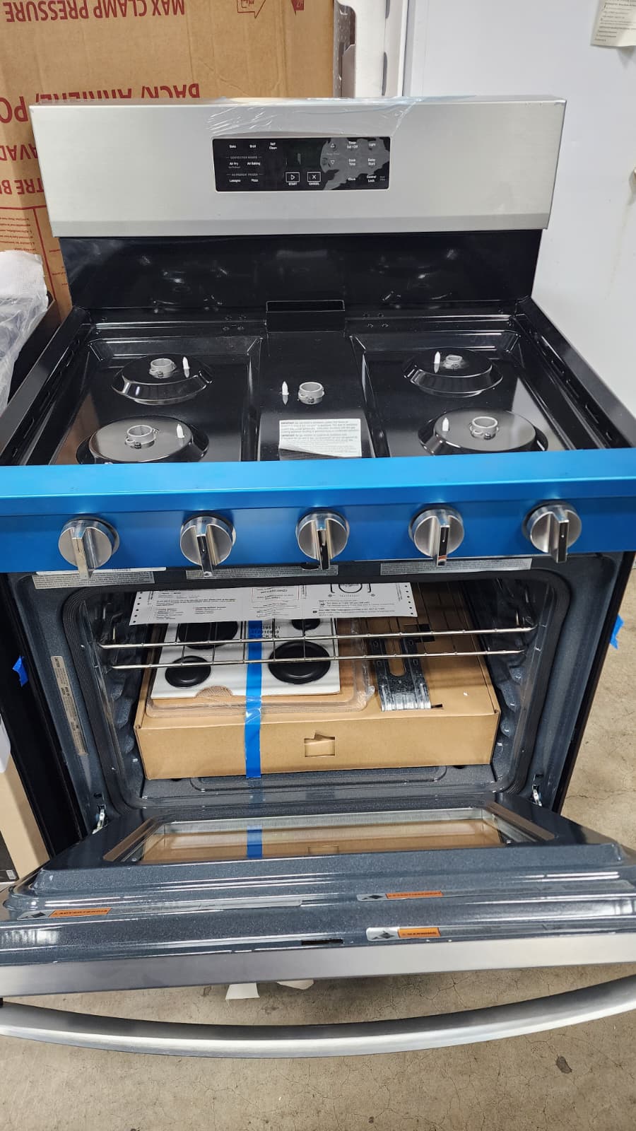 Whirlpool WFGS5030RZ Premium 5-Burner Air Fry Range- Stainless Steel - Image 3