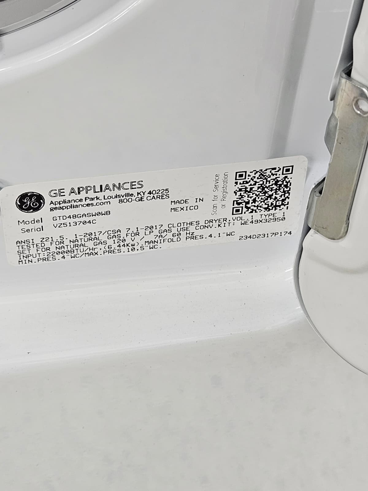 GE GTD48GASWWB 27 Inch Front Load Gas Dryer - Image 3