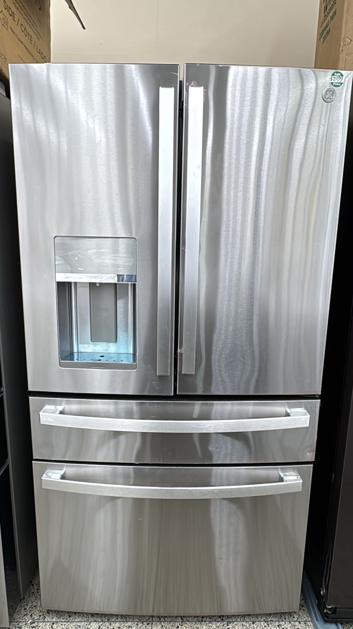 GE Profile PVD28BYNFS 36 Inch French Door Refrigerator - Image 2