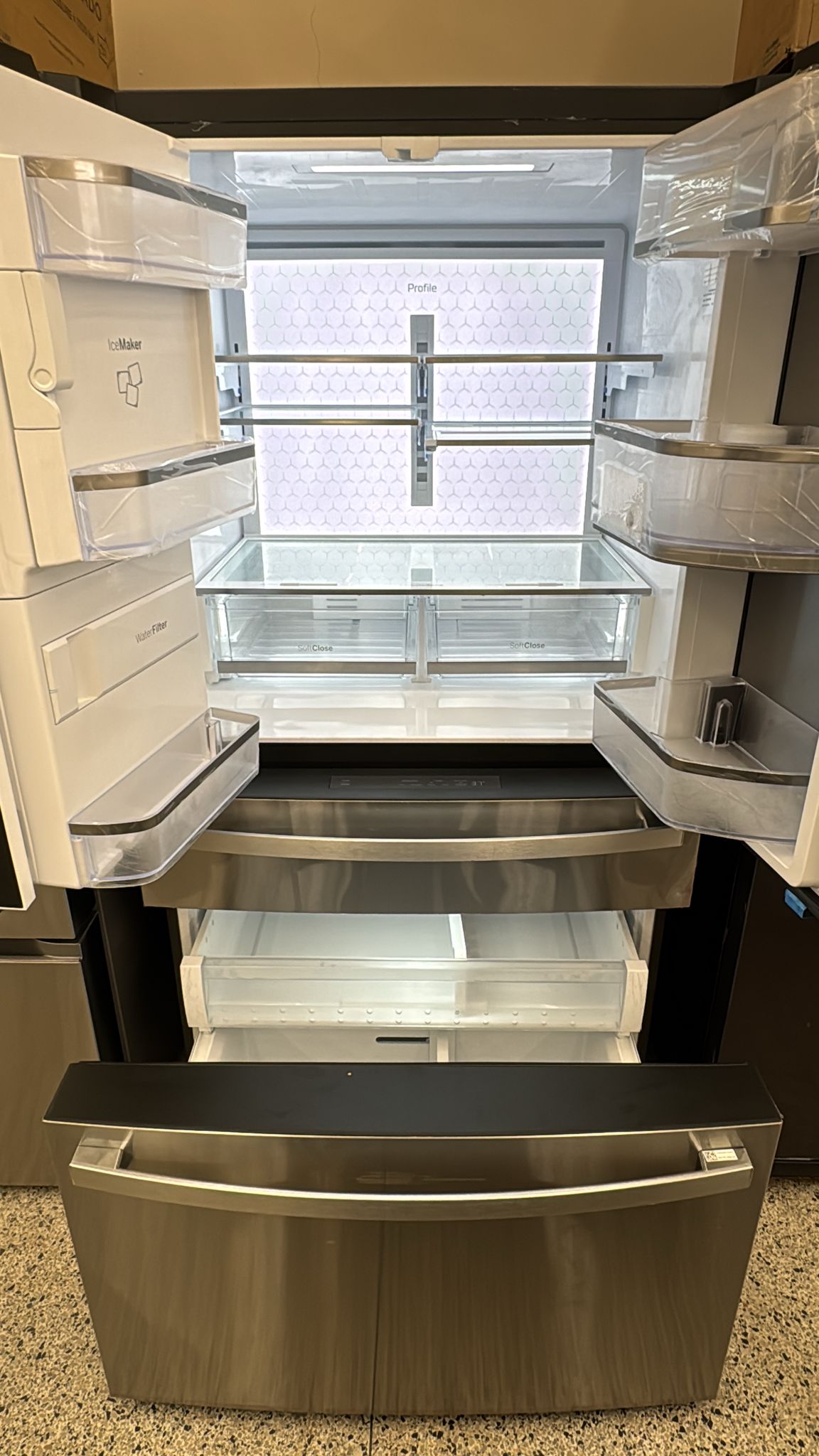 GE Profile PVD28BYNFS 36 Inch French Door Refrigerator - Image 4